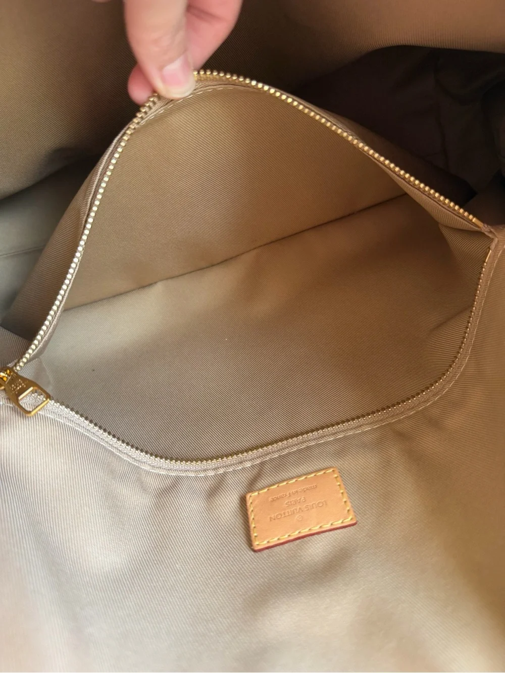 Authentic Louis Vuitton Graceful MM Monogram & Beige Canvas Shoulder Tote Purse
